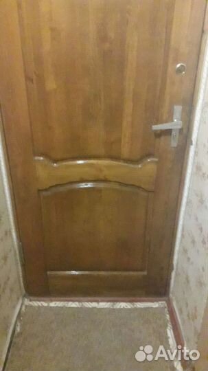 Дверь входная деревянная бу
