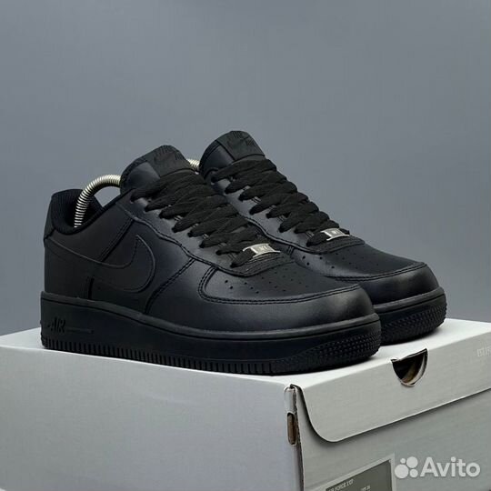 Черные Nike Air Force 1