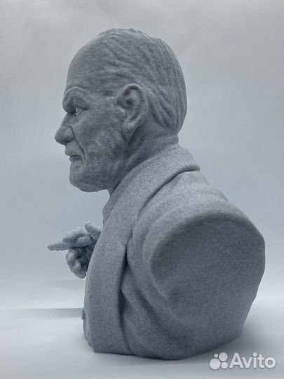Бюст «Дядюшка Фрейд»