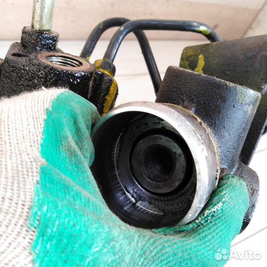 Рулевая рейка гидравлическая Mitsubishi Lancer 10