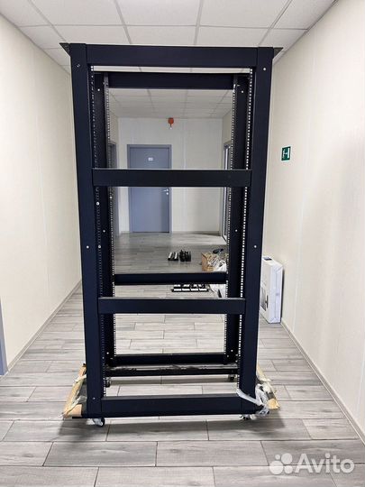 Серверная стой Hyperline 42U