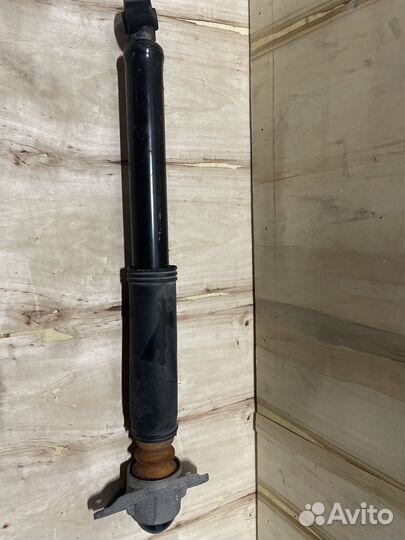 Амортизатор задний 660 заднее Chery Tiggo 8 Pro Б/у