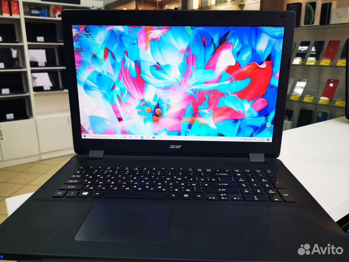 Шикарный большой ноутбук Acer 17.3