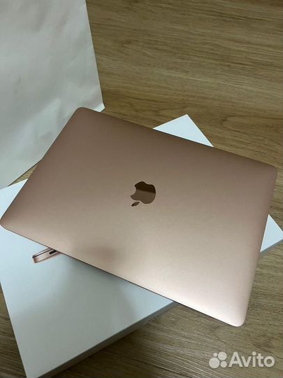 Apple MacBook Air 2020 Retina, Gold/i5/8gb/256gb