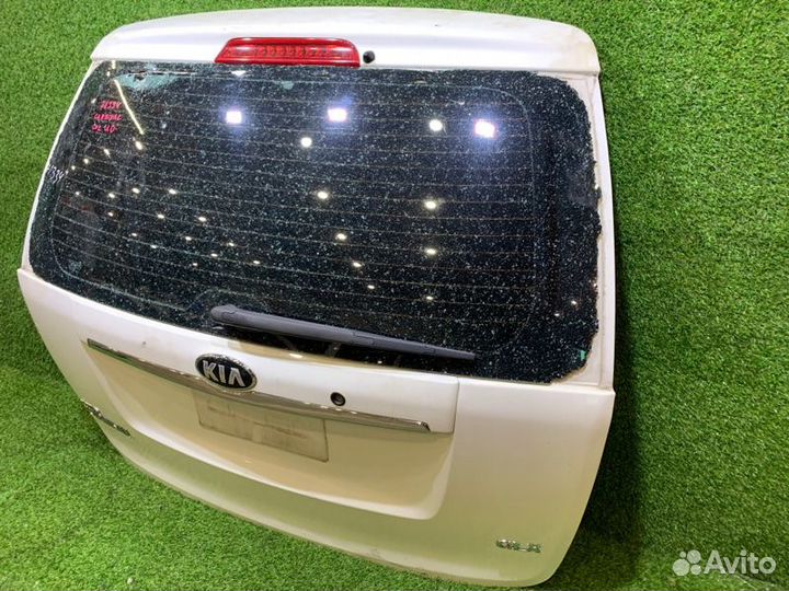 Дверь багажника задняя Kia Carnival VQ 2006