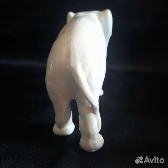 Редкая фарфоровая статуэтка Слон