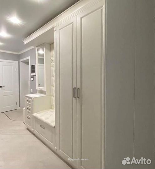 Шкаф в прихожую