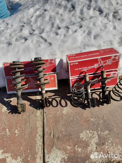 Стойки Хёндай Тусан