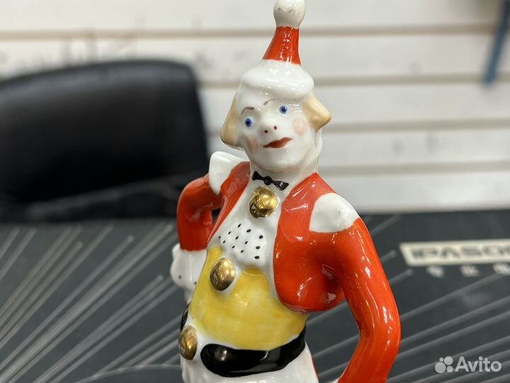 Статуэтка фарфор Клоун дфз Вербилки