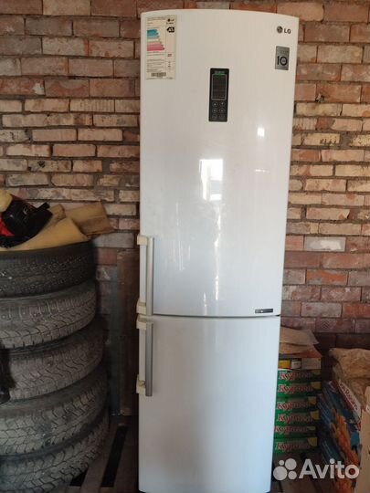 Холодильник бу Lg в хорошем рабочем состоянии