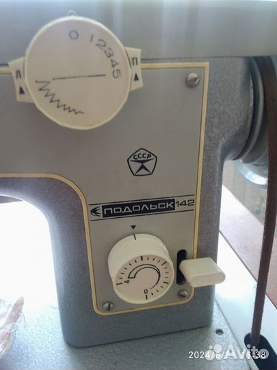 Швейная машинка подольская ножная 142