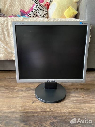 Монитор samsung