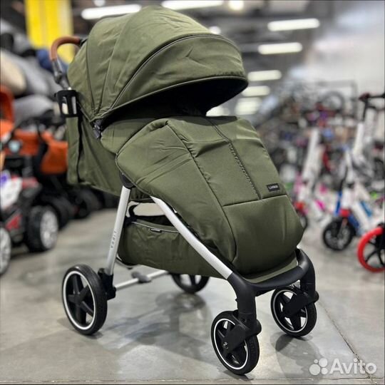 Коляска для новорождённых Luxmom