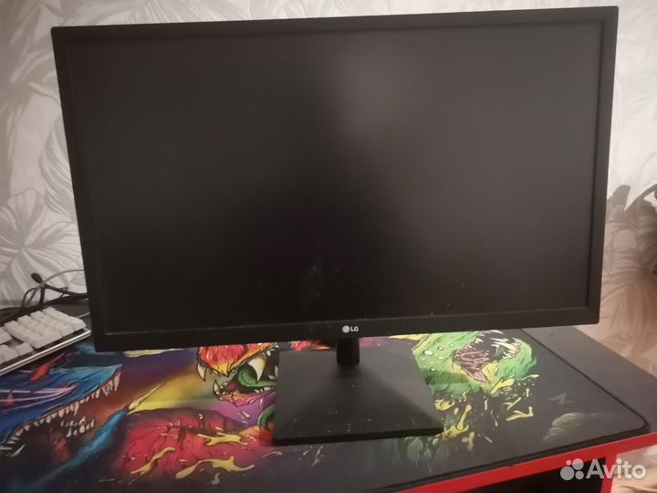 Монитор LG 24