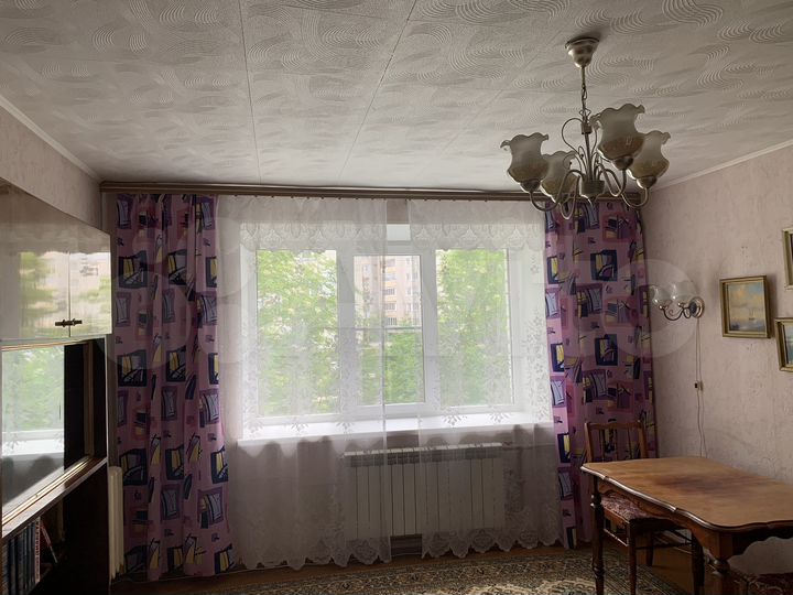 1-к. квартира, 32 м², 1/9 эт.