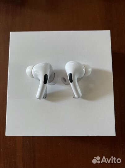 Наушники Apple AirPods Pro