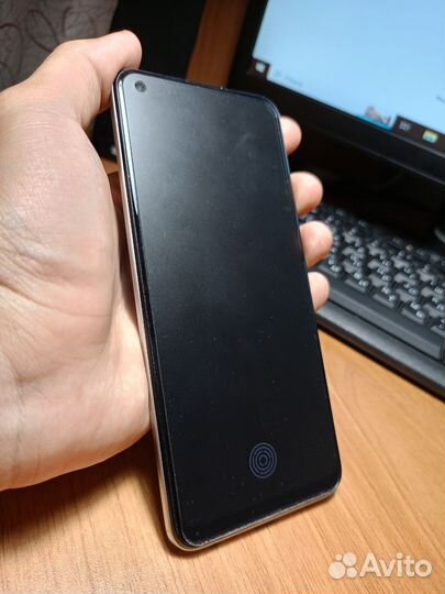 Телефон Realme 8 6/128 amoled