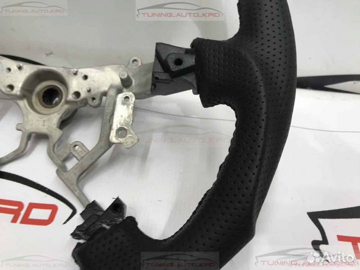 Руль Toyota Land Cruiser 200 Sport Design D3499