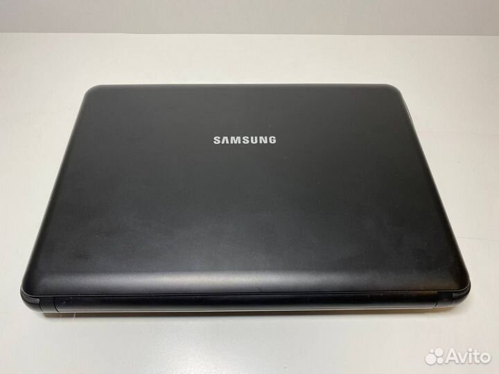 Samsung NP-N130 ноутбук