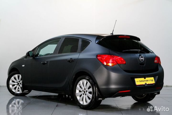 Opel Astra 1.6 МТ, 2011, 220 000 км