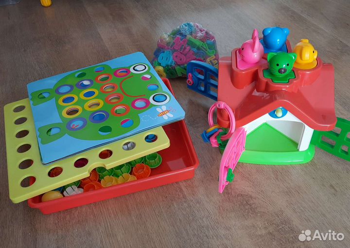 Развивающие игрушки. Мозаика и Умный домик сортер