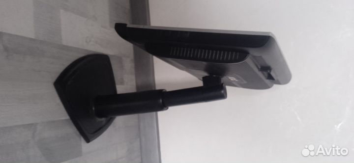 Монитор для компьютера 17