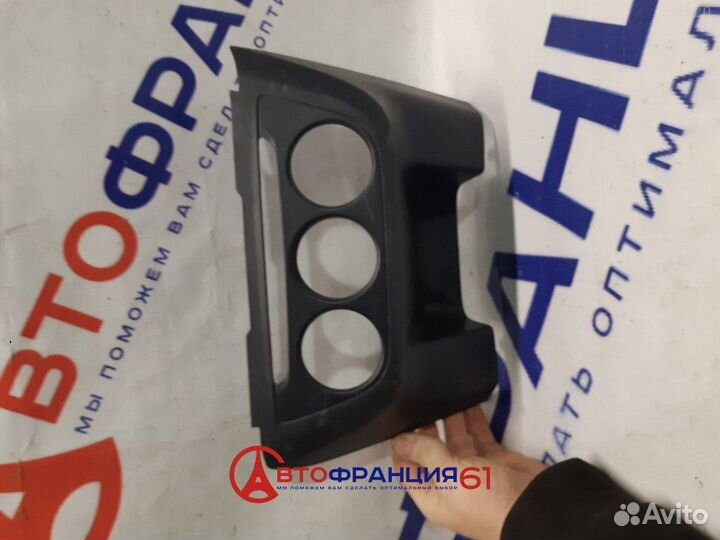 Накладка декоративная центральньная, 96743825ZD ci