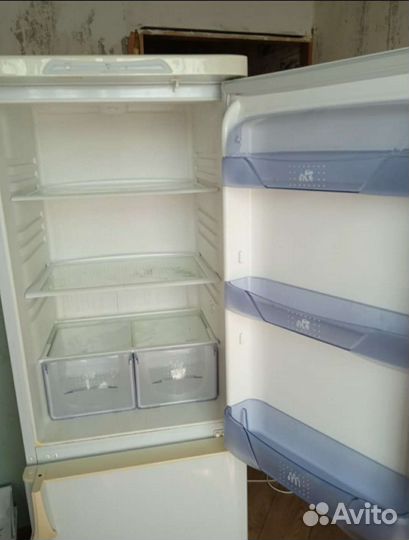 Холодильник на запчасти