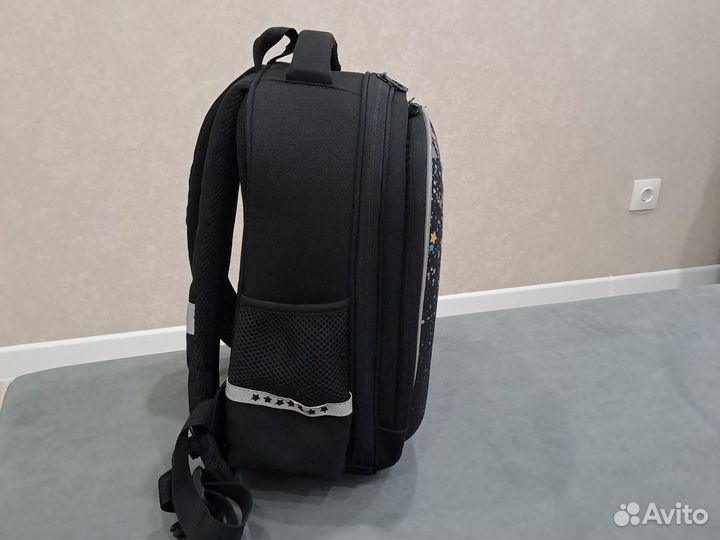 Рюкзак школьный для девочки Гризли