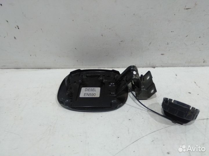 Лючок бензобака Митсубиси Аутлендер XL (CW)