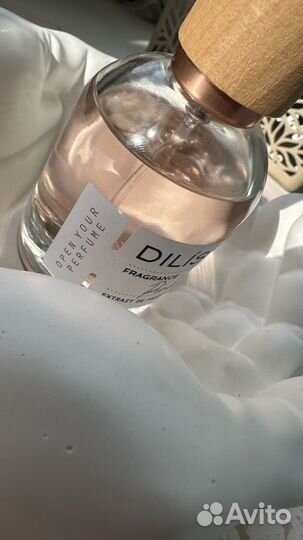 3 Pink Pepper Dilis