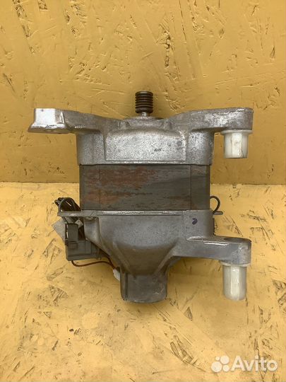 Двигатель мотор Whirpool. (1979)