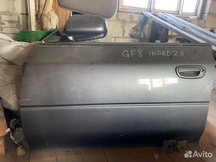 Дверь левая subaru impreza
