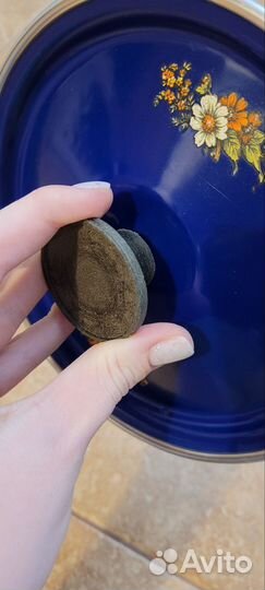 Кастрюля эмалированная