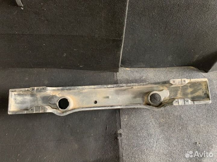 Усилитель бампера задний Kia Spectra