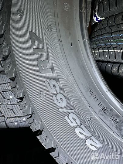 Viatti Bosco Nordico V-523 225/60 R17 102H