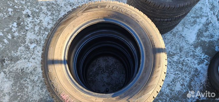 Dunlop Winter Maxx WM02 215/65 R16