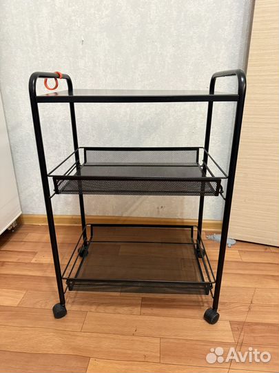 Новая полка на колёсиках для маникюра/педикюра