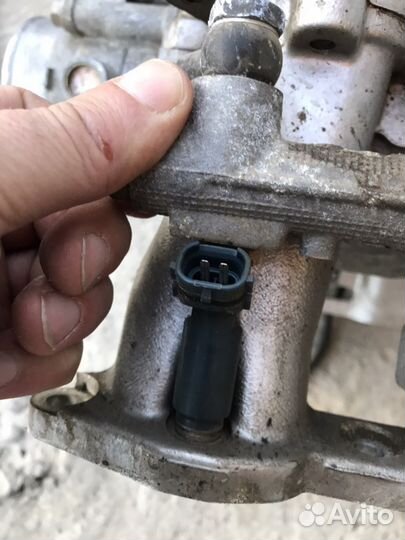 Форсунка топливная Тойота Ланд Круизер 100 4.7 2uz