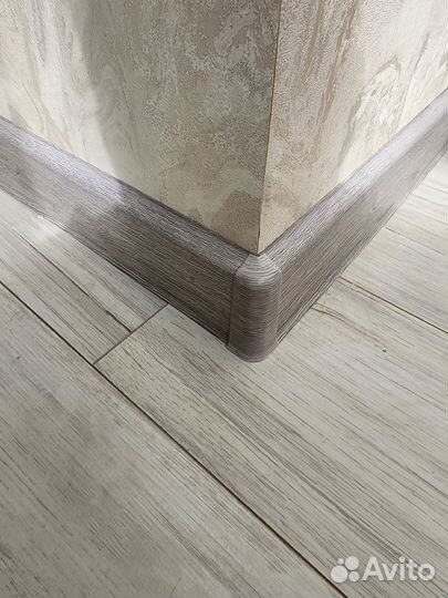 Укладка кварцвинила, ламината, настил линолуема