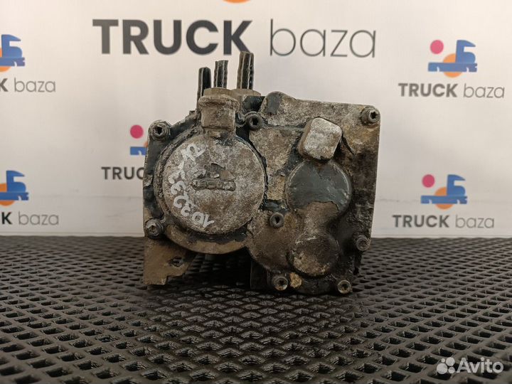 41211417 Кран управления тормозами прицепа