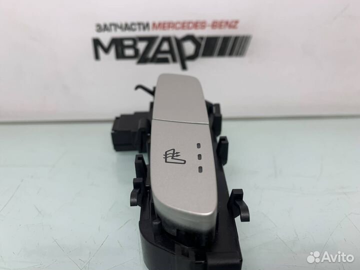 Кнопка подогрева сидения правая Mercedes W213 E