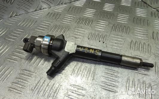 Форсунка дизельная opel meriva B (UBN05AL03)