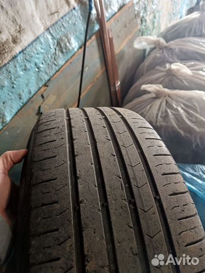 Continental AllSeasonContact 215/55 R17 19G