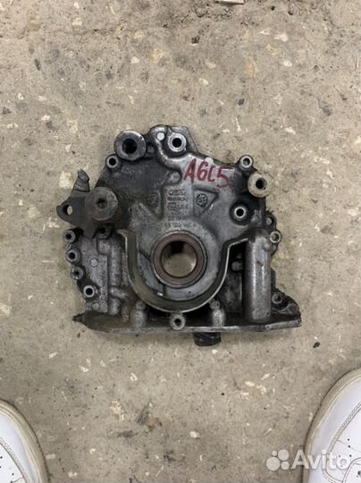 Крышка коленвала Audi A6C5 A4B5 AFB 2.5TD