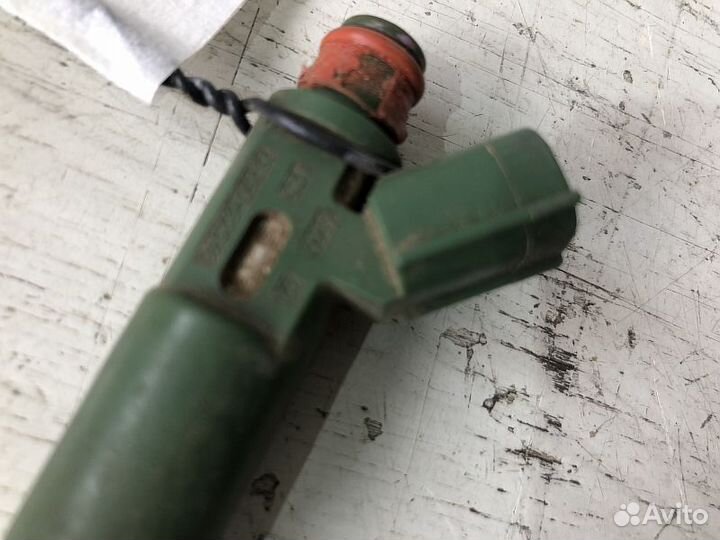 Форсунка топливная Toyota 1ZZ-FE 1NZ-FE