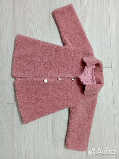 Пальто на девочку 98