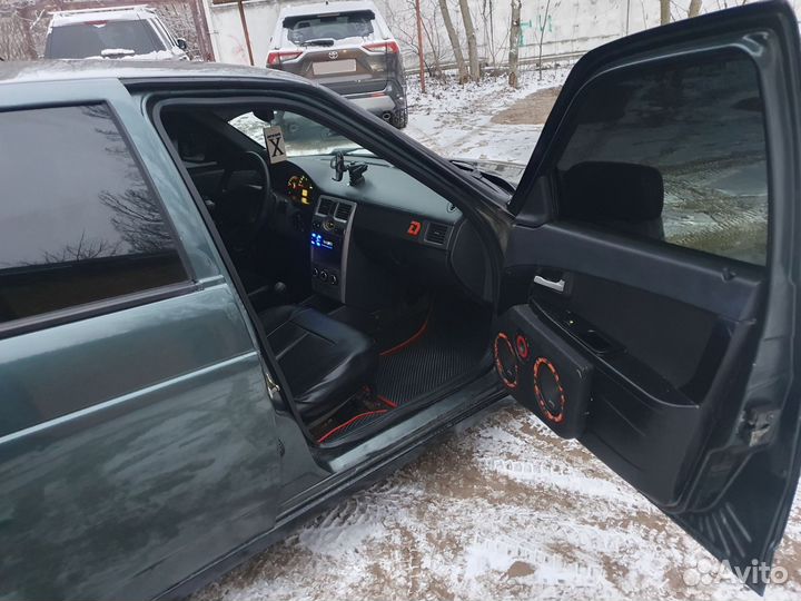 LADA Priora 1.6 МТ, 2009, 200 000 км