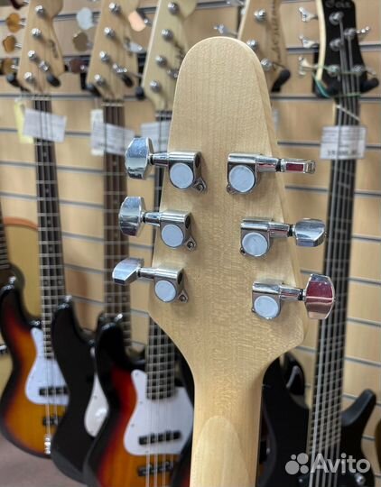 Электрогитара Caraya E235BK