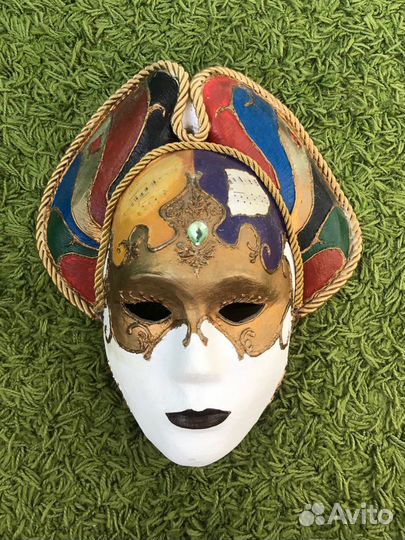 Венецианская карнавальная маска Дама